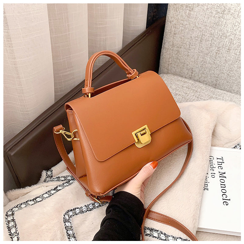 Elegante Handtas met Brede Schouderband – Luxe & Comfort in Eén