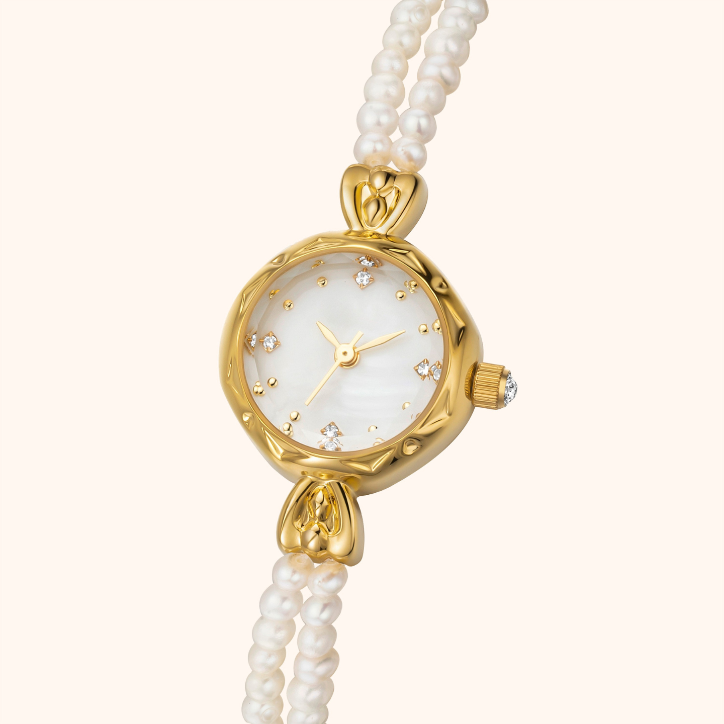 Goudkleurig Horloge met Natuurparels – Elegant Damesmodel
