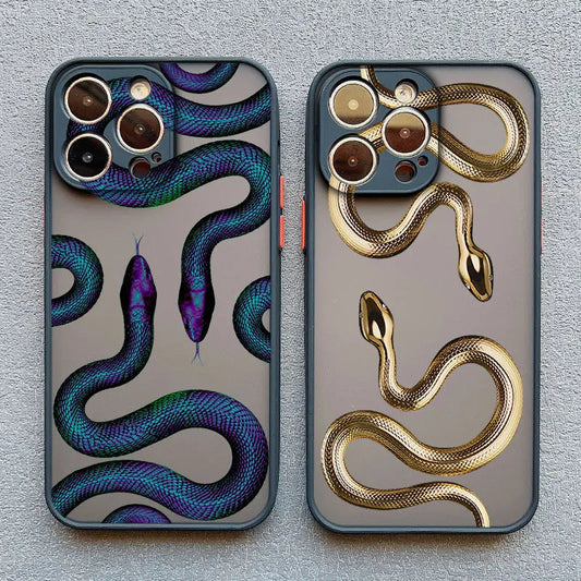 Luxe Slangen iPhone Hoesje – Metallic Snake Design & Schokbestendig