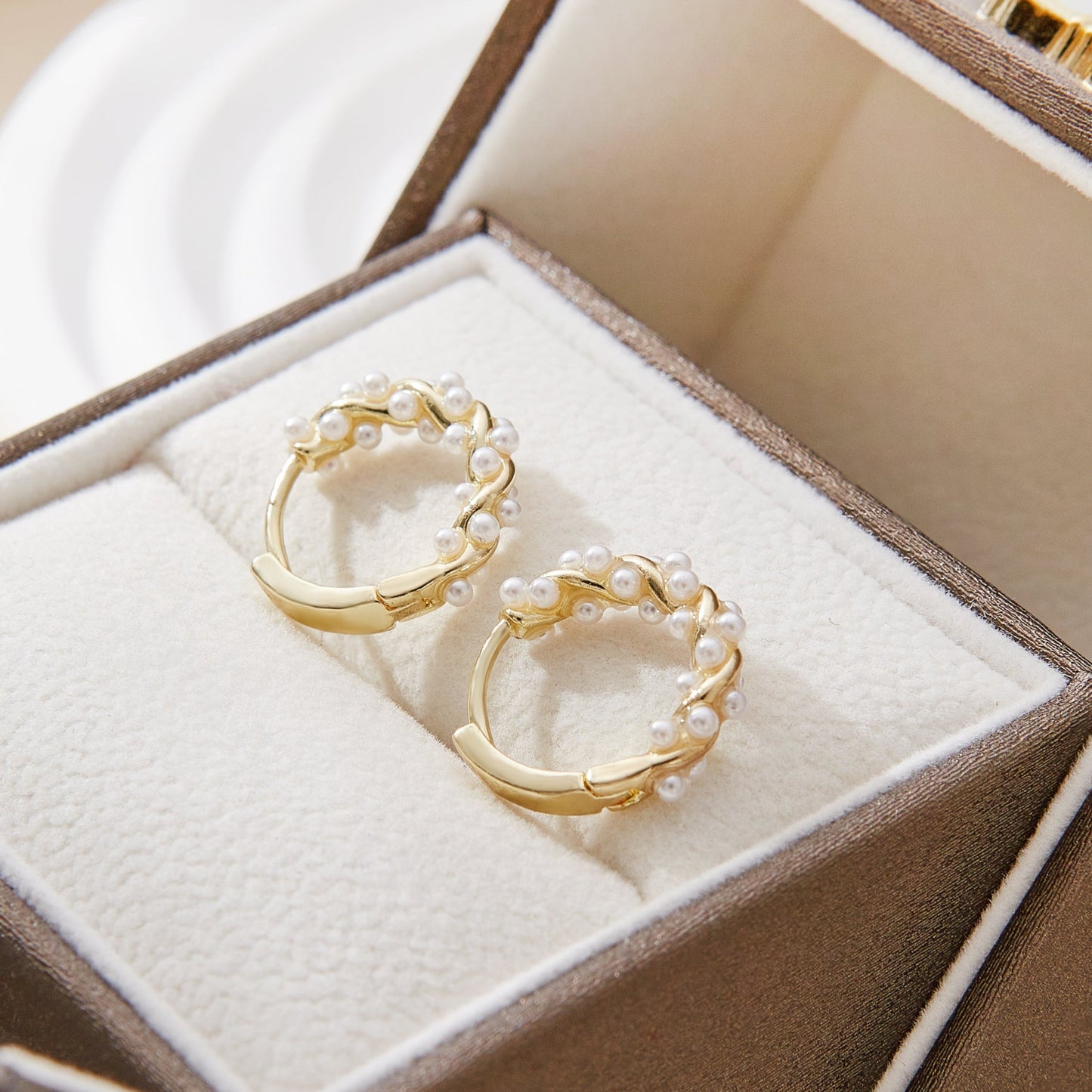 Twisted Pearl Oorbellen | Luxe & Stijlvol Design