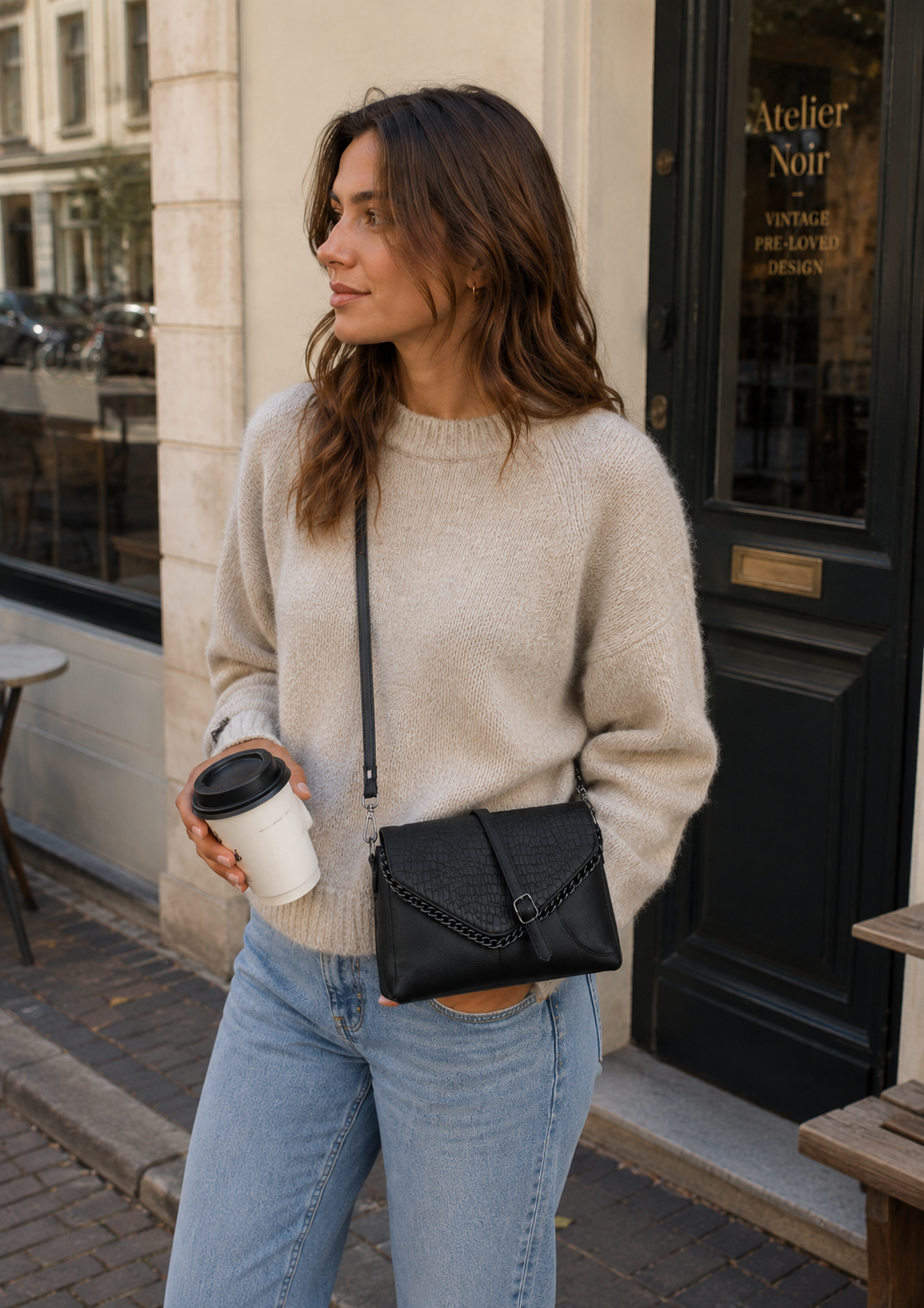 Zwarte Crossbodytas met Kettingdetail – Stijlvol & Veelzijdig