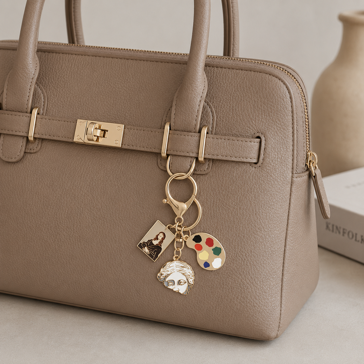 Artsy Bag Charm – Luxe Kunst Tashanger Dames