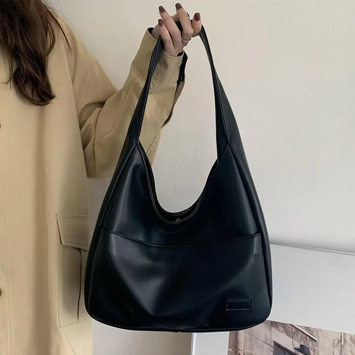 Urban Classic – Casual & Chic Handtas