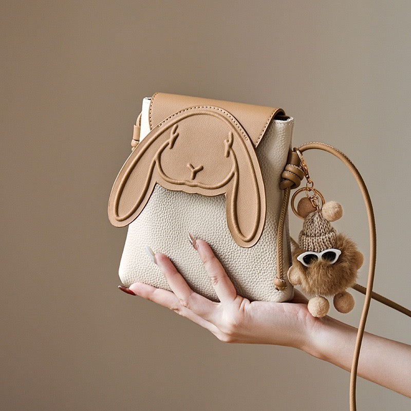 Trendy Schoudertas Dames – Bunny Bag met Speels Ontwerp en Sleutelhanger