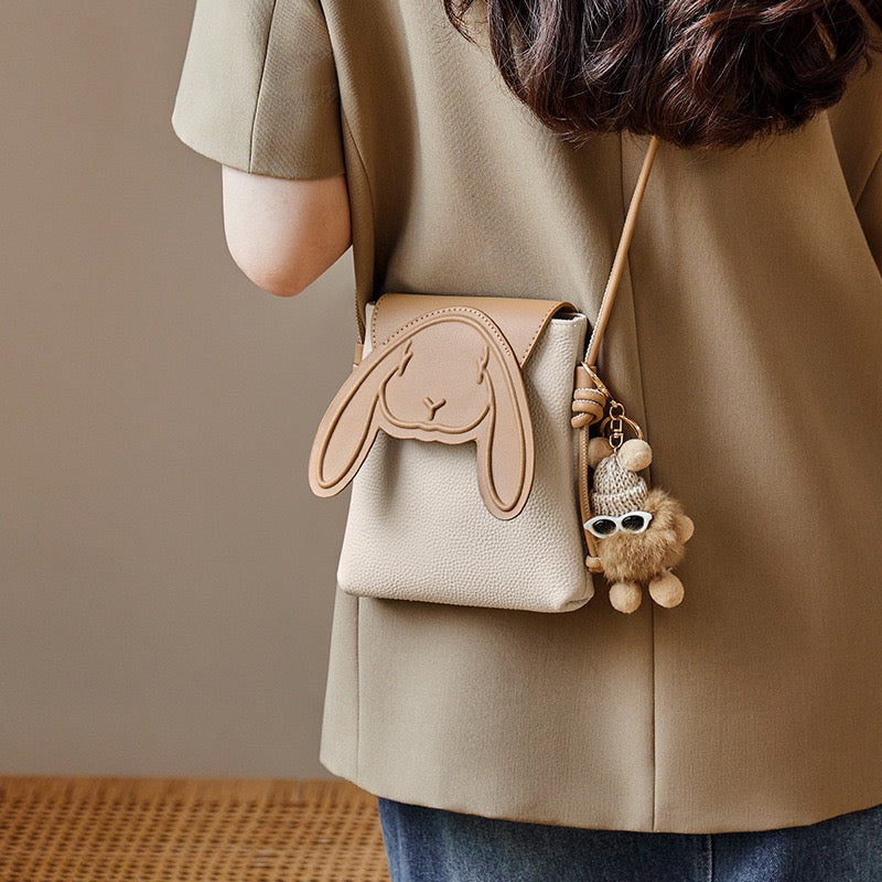 Trendy Schoudertas Dames – Bunny Bag met Speels Ontwerp en Sleutelhanger