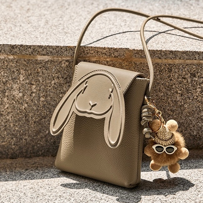 Trendy Schoudertas Dames – Bunny Bag met Speels Ontwerp en Sleutelhanger
