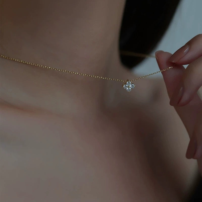 Minimalistische Kristal Hanger Ketting Dames – Tijdloze Elegantie