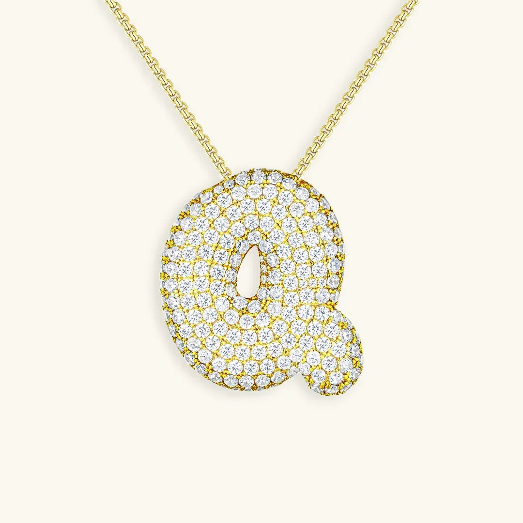 Initial Ketting Goudkleurig | Bubble Letter Hanger | Luxe Zirkonia Look