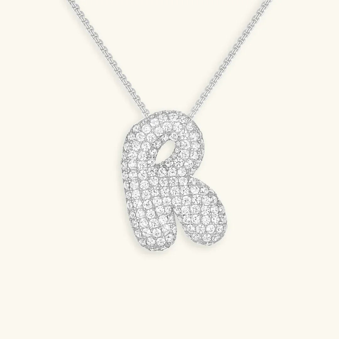 Initial Ketting Goudkleurig | Bubble Letter Hanger | Luxe Zirkonia Look