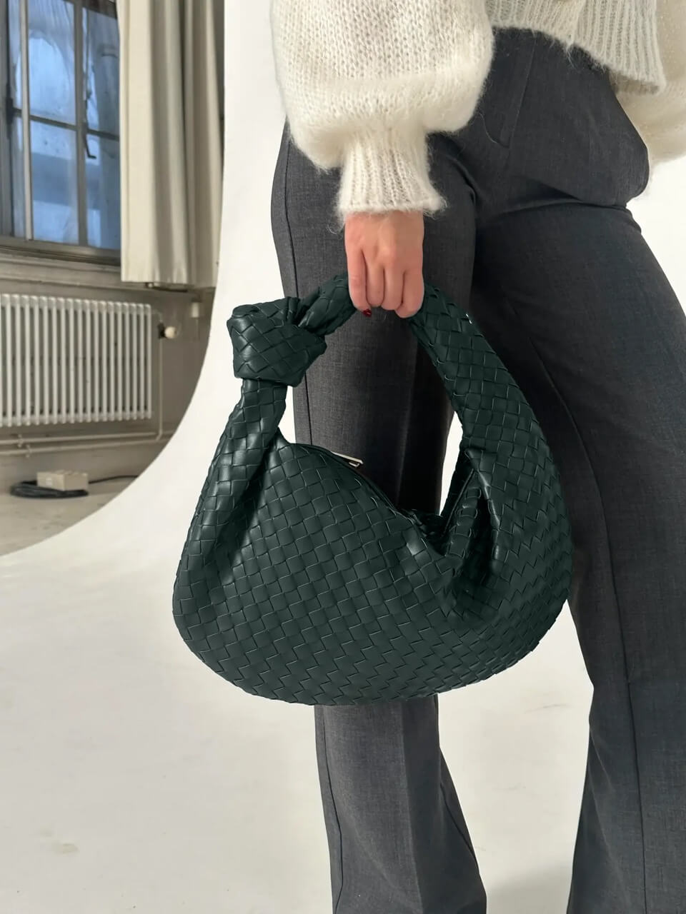 Luxe Gevlochten Schoudertas – Compacte Dames Tas voor Avond en Dag
