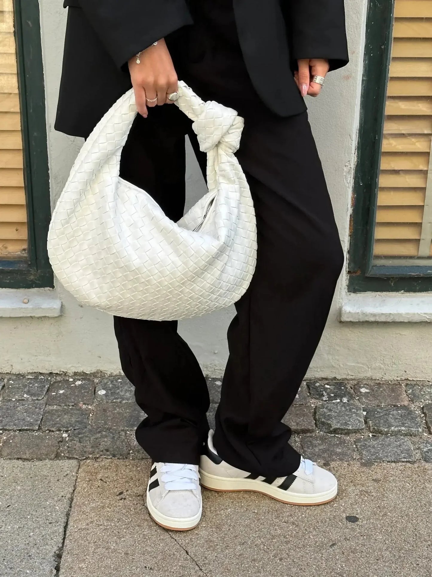 Luxe Gevlochten Schoudertas – Compacte Dames Tas voor Avond en Dag