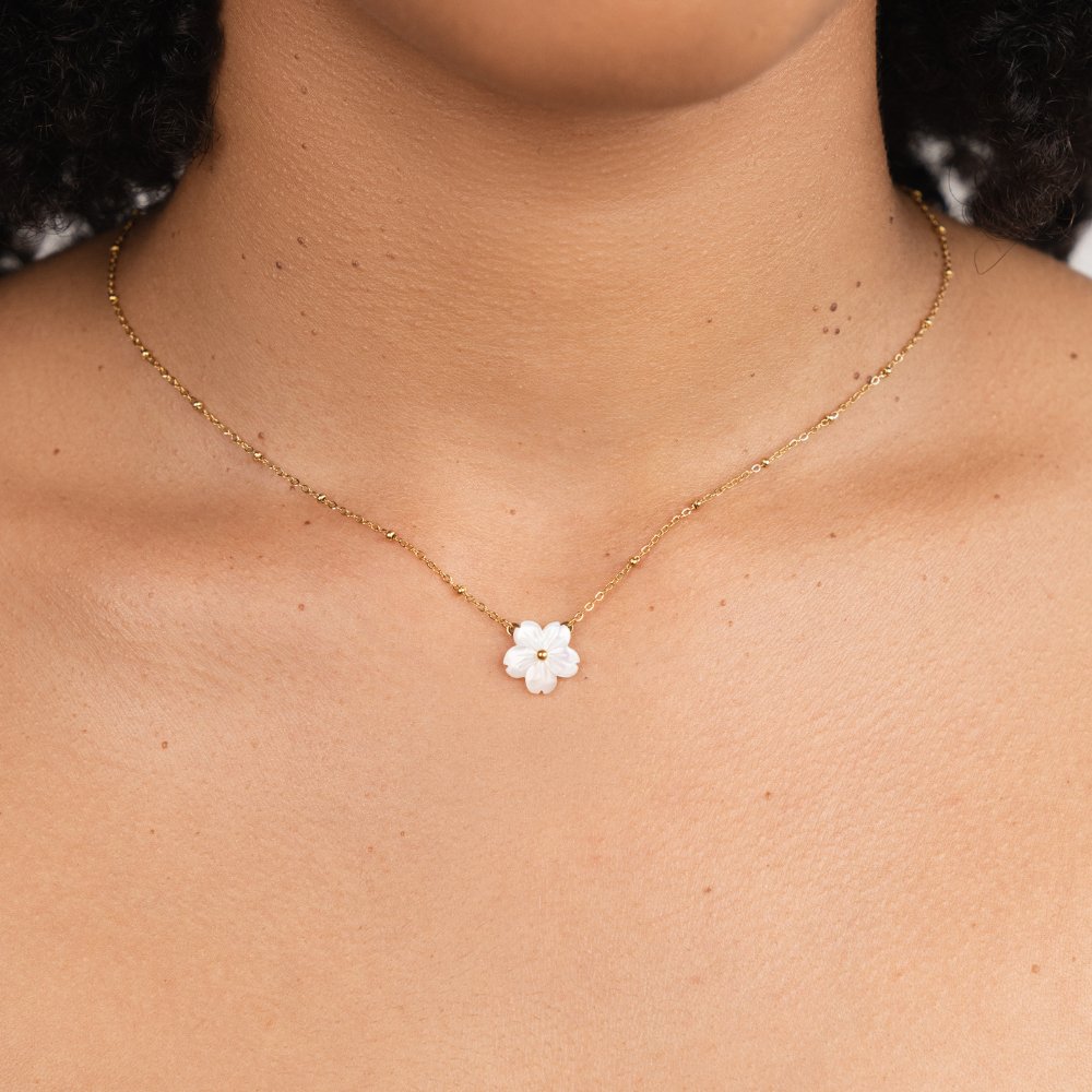 Delicate Dames Ketting met Bloemdesign – Roestvrij Staal & Aanslagvrij