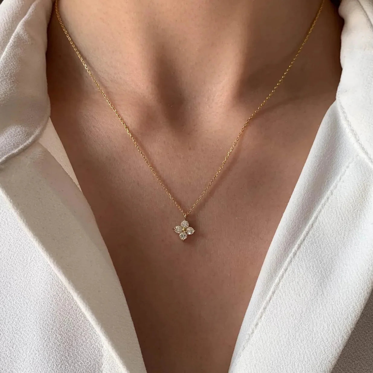 Minimalistische Kristal Hanger Ketting Dames – Tijdloze Elegantie